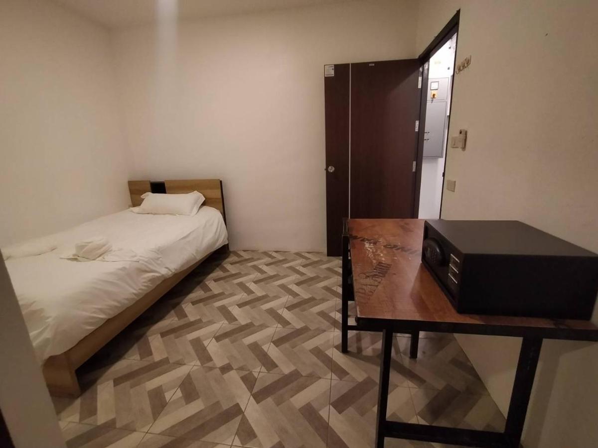חוף ג'ומטיין Breeze Hostel מראה חיצוני תמונה